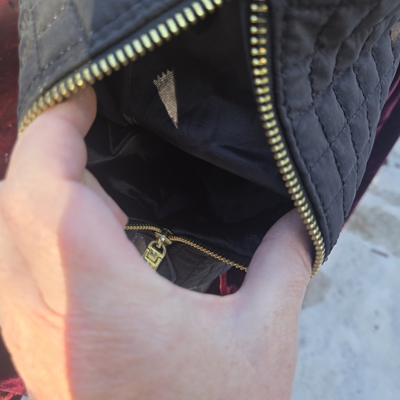 Max Studio Quilted Expandable Tote Bag – Black with Gold Zippers - Picture 3 of 11